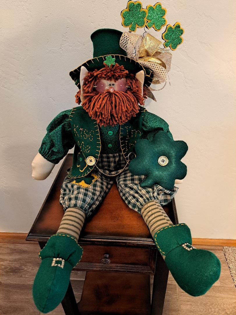 Kiss Me, I'm Irish, FINISHED DOLL, Handmade, Created by My Darlin Dolls, Home Decor, Irish Doll, Primitive Country Rag Doll, Holiday