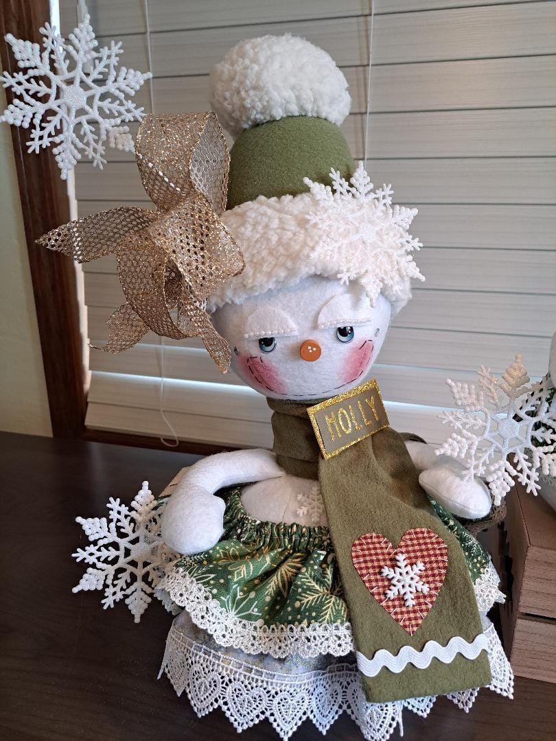 Hollie & Mistletoe Couple Snowman Dolls, Christmas Decor